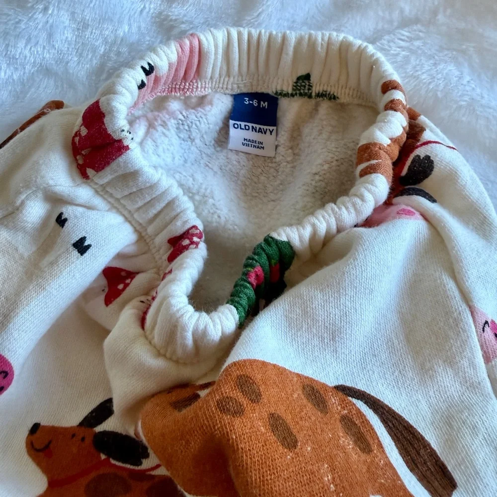 Old Navy Cream Baby Matching Sweats with Animal Print - Picture 5 of 5